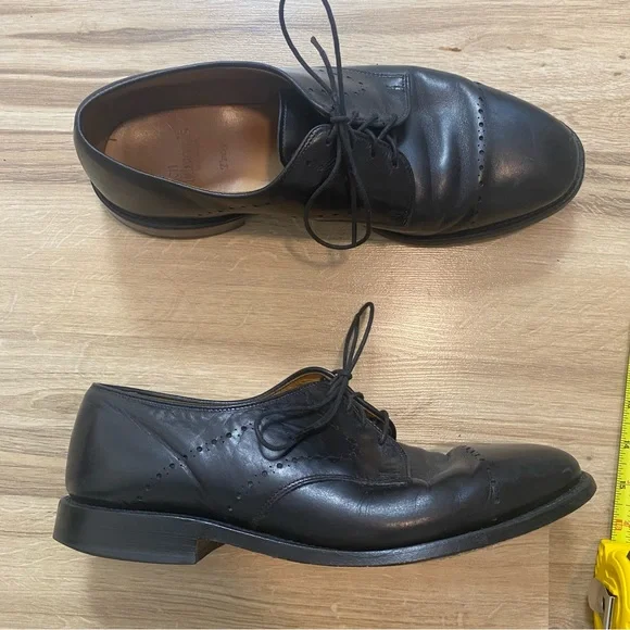 Allen Edmonds | Shoes | Allen Edmonds Troy Black Leather Cap  display picture 1